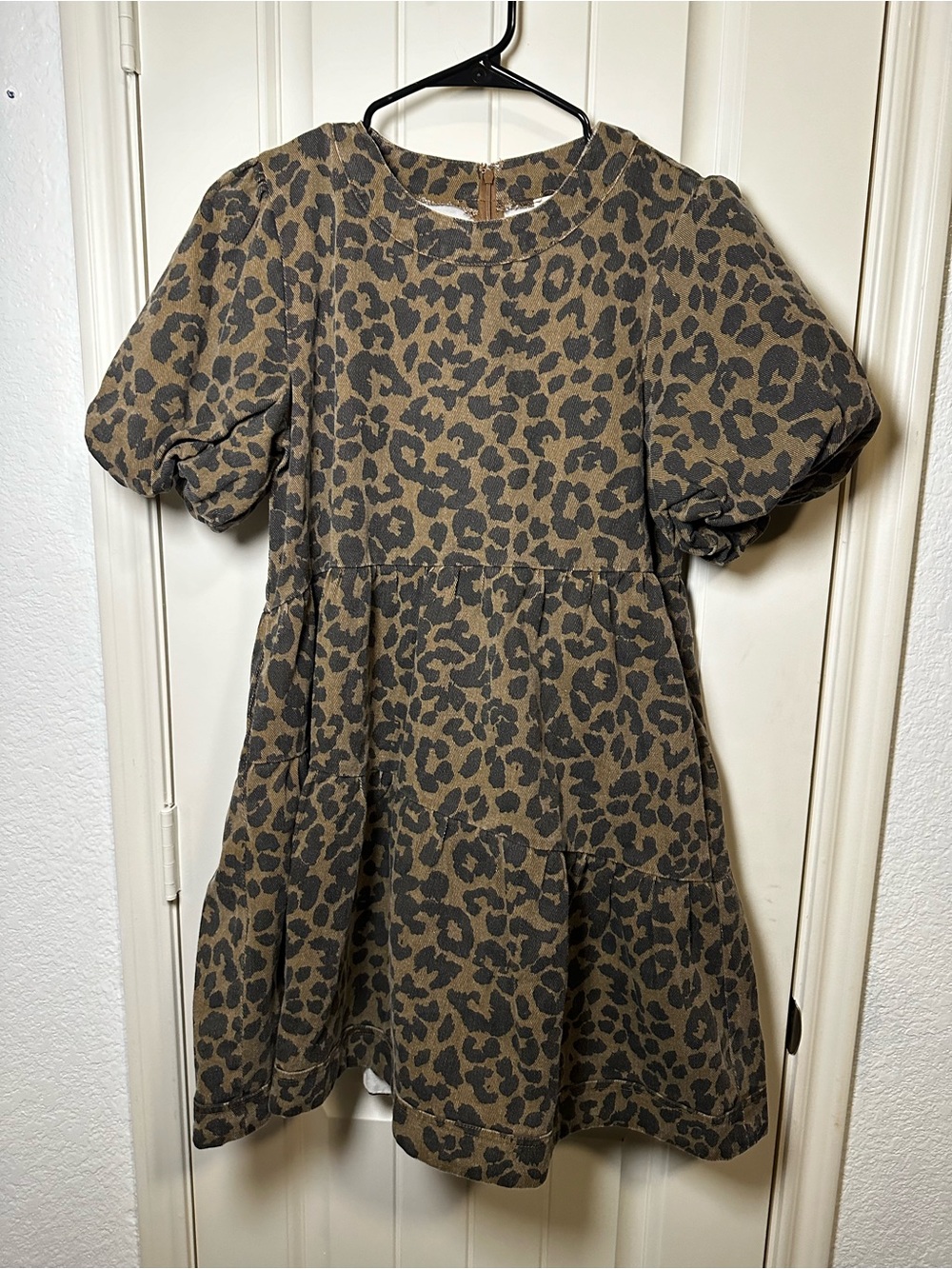 entro Leopard Print 100% cotton Puff Sleeve Mini Dress - Brown/Black